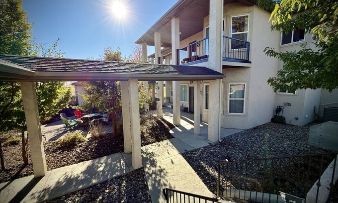 Baker City Apartment | The Scenic Views Home