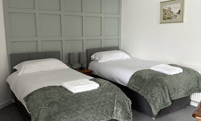 Lerryn Hotel | The Ship Inn Lerryn