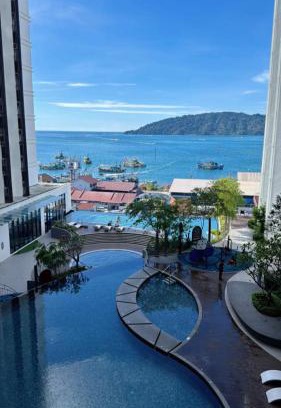Downtown Kota Kinabalu Apartment | The Shore Kota Kinabalu by Ems Executive Suites Seaview