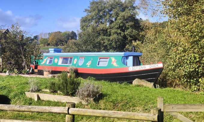 Angelbank Boat Rental | The Sitting Duck