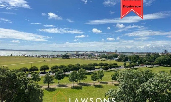 Portsmouth Apartment | The Sky Suites by Lawsons