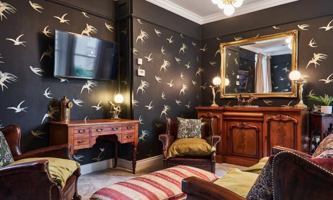 Londonderry Apartment | The Snug @ Clarence