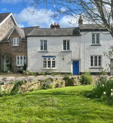 West Buckland House | The Snuggery Cottage