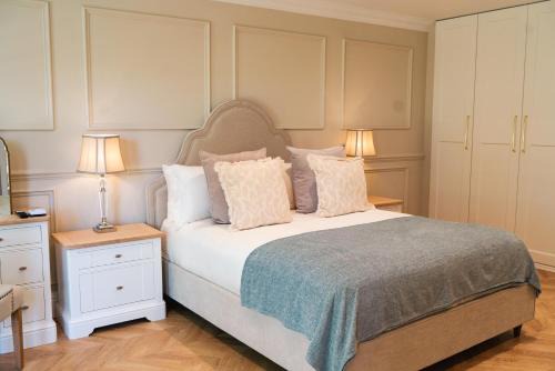Scarborough Hotel | The Spinney