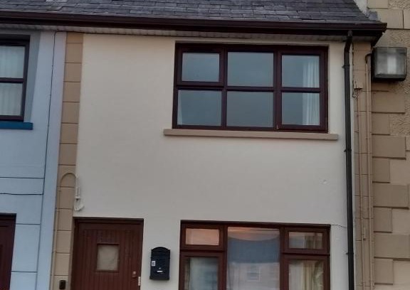 Stewartstown Apartment | The Square Guest Apartment