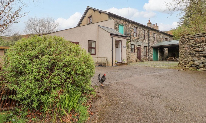 Duddon Valley Cottage | THE STABLES, character holiday cottage in Broughton-In-Furness
