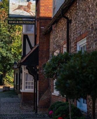 Hambleden Bed & Breakfast | The Stag and Huntsman at Hambleden