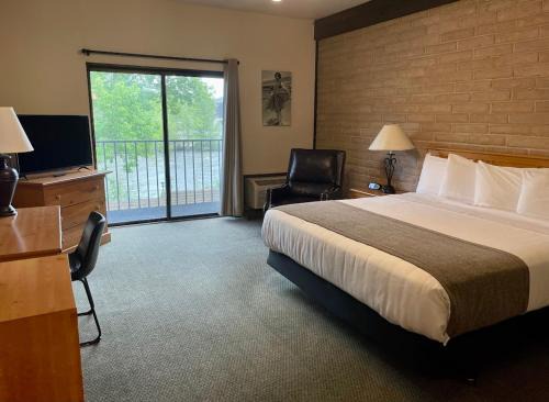 Salmon Hotel | The Stagecoach Inn
