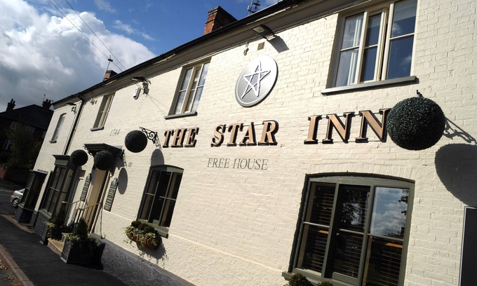 Thrussington Hotel | The Star Inn 1744