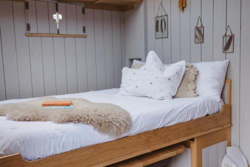 Winestead Other | The Starlight Hideaway
