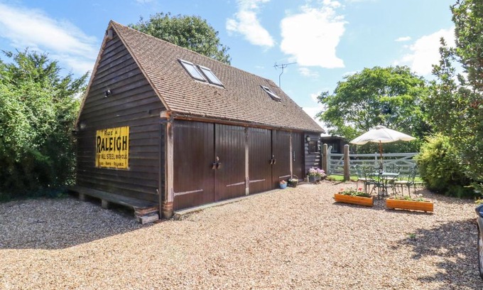 Cambridge House | The Studio, Horseshoe Cottage