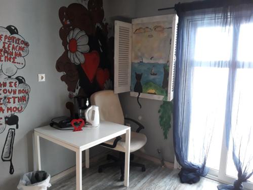 Thessaloniki Apartment | The studio with the bohemian ambiance