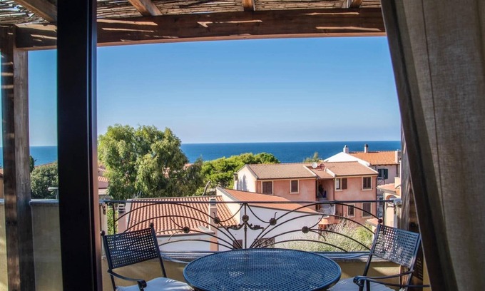 La Ciaccia Apartment | THE TERRACE THAT SEES ALL THE SEA