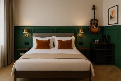 Kilkenny City Centre House | The Tholsel Bar and Townhouse Kilkenny