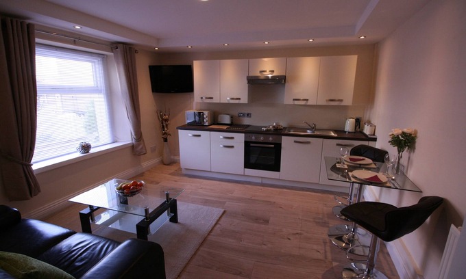 Llandudno Apartment | The Thomas Suite, Garden Apartment