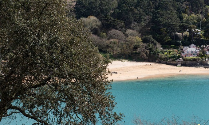 Salcombe House | The Tower - a luxury waterfront home, moments from the beach