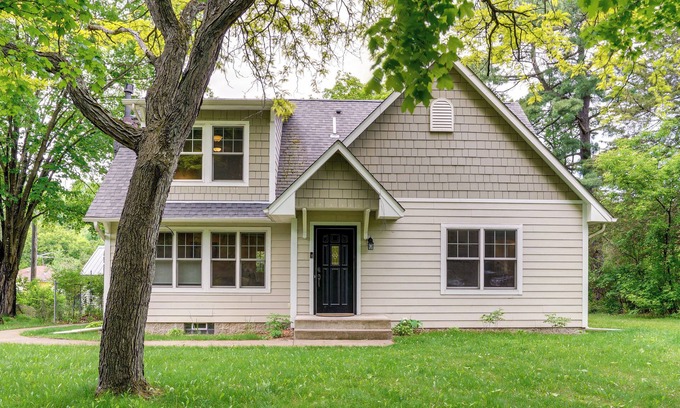 Taylors Falls House | 'The Trailhouse at Serendipity' in Taylor Falls