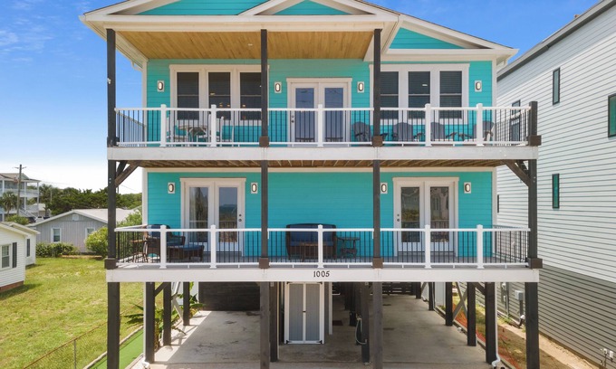 North Carolina Coast House | The Turquoise Turtle -Private Pool, Hot Tub, Ocean View, 2nd Row, 4BR, Kids Area
