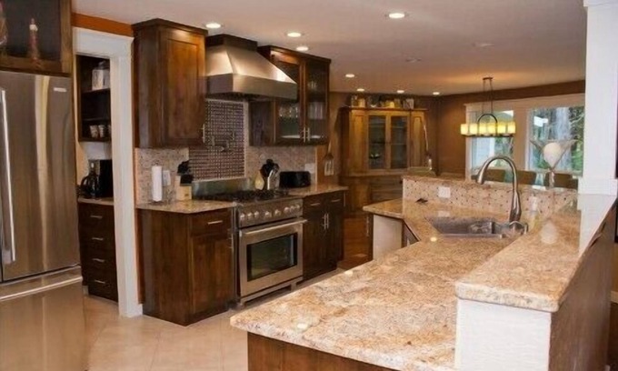 Bandon House | THE ULTIMATE! Warmer location, Spacious, PERFECT for GOLFERS, FAMILIES, Pets