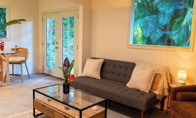 Mountain View House | The ‘Ulu Suite - Jungle Bungalow on 10 Acres- close to all!
