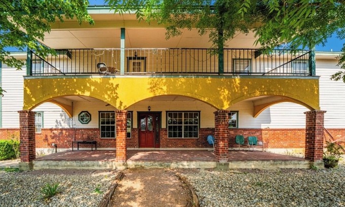 Kerrville House | The Venues at Rancho Arreola “center point of your experience”