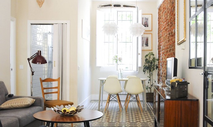 Arganzuela Condo | The vintage house, Paseo de Delicias