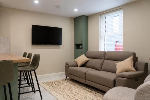 Londonderry House | The Walled City Luxury Townhouse