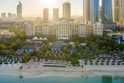 Dubai Marina Resort | The Westin Dubai Mina Seyahi Beach Resort and Waterpark