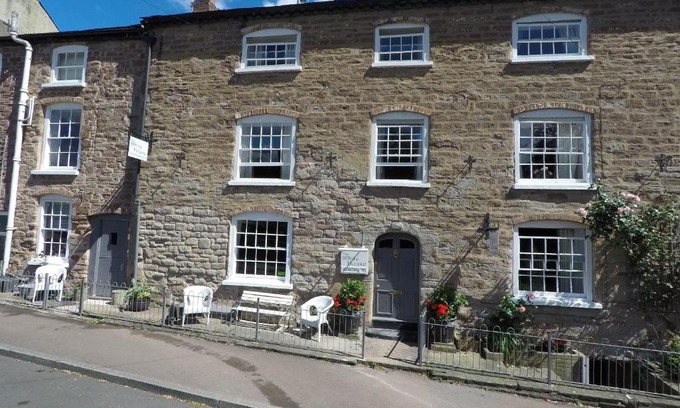 Ross-on-Wye House | The Whitehouse Ross-On-Wye