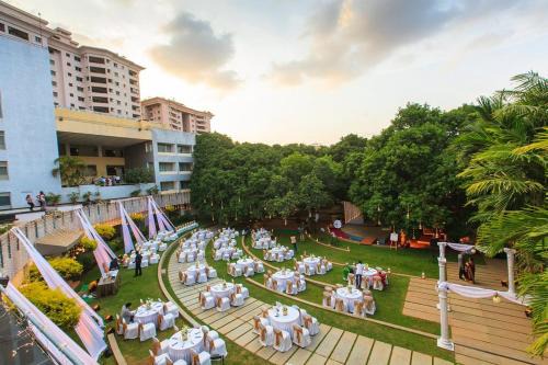 JP Nagar Hotel | THE WOODROSE