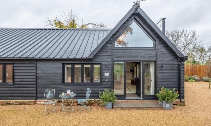 Woodbridge House | The Woodshed at Green Valley Farm