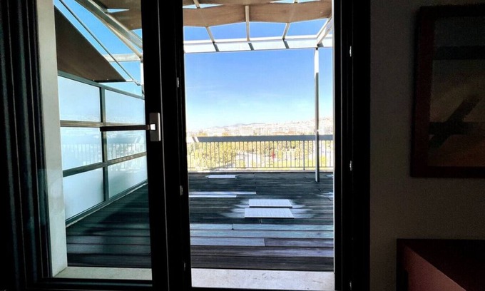 Thessaloniki City Centre Condo | Thessaloniki View - Presidential Suite