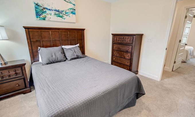 Clarksville Apartment | This apartment is a 2 bedroom(s), 2.5 bathrooms, located in Clarksville, TN.