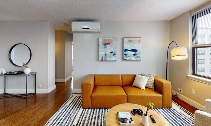 Germantown Apartment | This apartment is a 2 bedroom(s), 1 bathrooms, located in Philadelphia, PA.