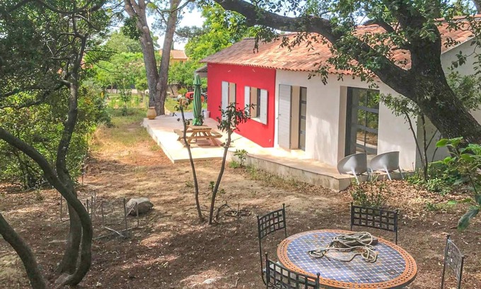 Allauch House | This beautiful cottage with swimming pool welcomes you at the foot of the hills of Marcel Pagnol, at