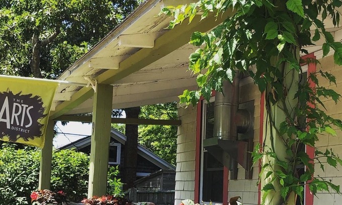 Oak Bluffs Cottage | This Charming OB Cottage has Everything in Great location