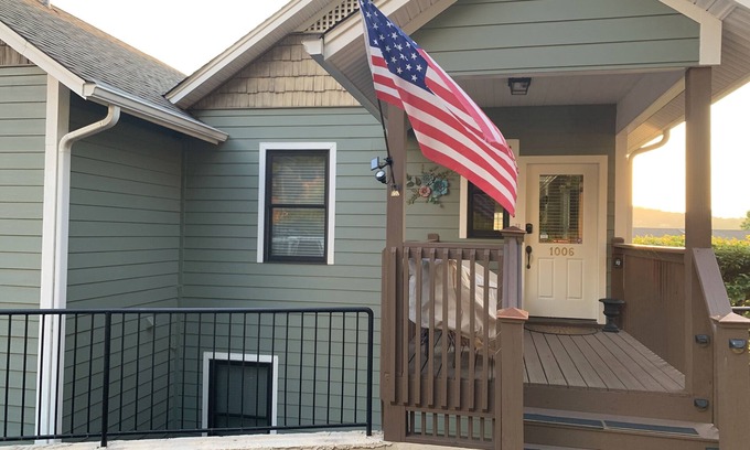 Hiawassee Condo | This community is located in the North Georgia mountains and on Lake Chatuge.