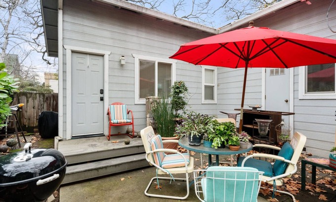 Chico House | This guest house is a 0 bedroom(s), 1 bathrooms, located in Chico, CA.