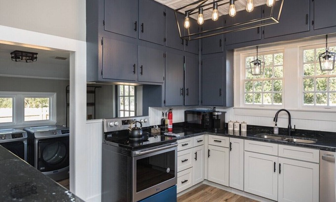 Ono Island House | This house is a 2 bedroom(s), 1 bathrooms, located in Pensacola, FL.