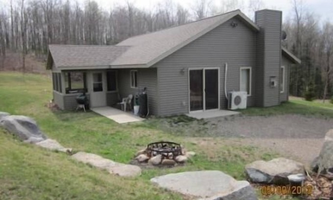 Gleason Cabin | This is ATV, Snowmobiling, Hunting Central
