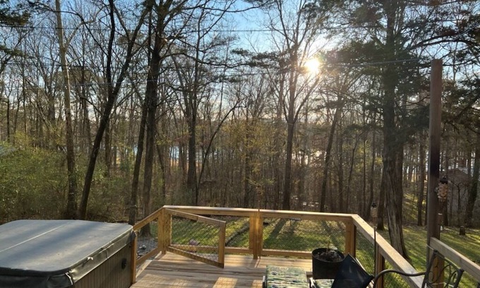 Greers Ferry House | This is Deep Chill! Relax in the hot tub or walk 3 minutes to the lake.