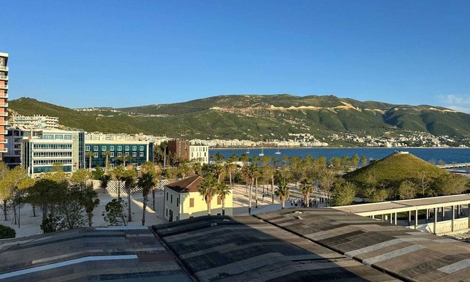 Vlore Apartment | Thoma's K Studios