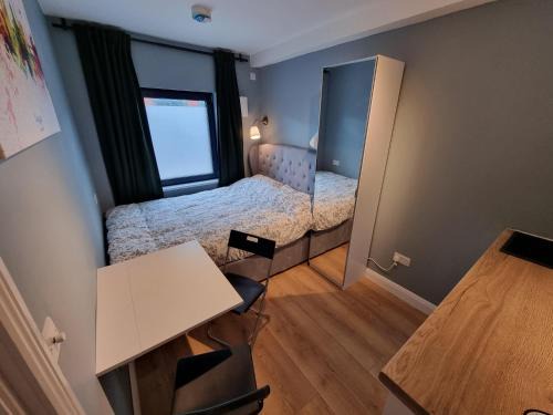 Ringsend House | ThornCastle Guesthouse