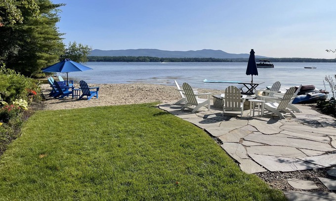 Meredith Cottage | Three Bedroom Cottage w/ 80' of Sandy beach waterfront on Lake Winniepsauke