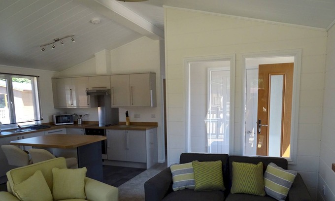 King's Lynn Apartment | Three Bedroom Lodge 3