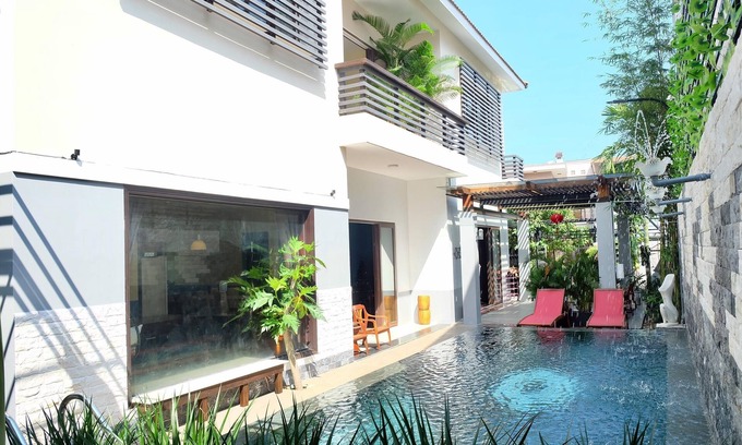 Hoi An City Centre Villa | Three bedrooms with private pool in Hoi An