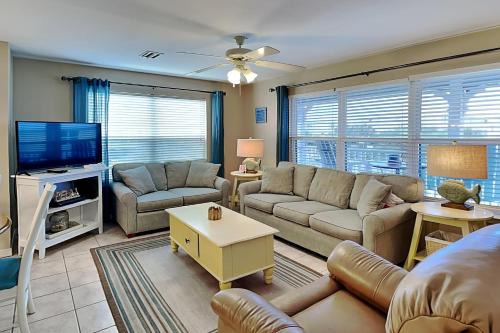 Gulf Shores Apartment | Three Cs #206