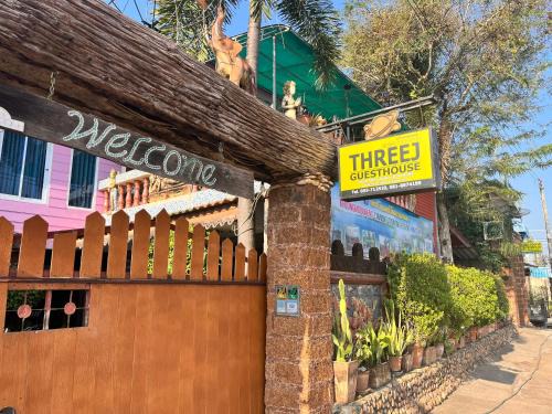 Kamphaeng Phet House | Three J Guesthouse