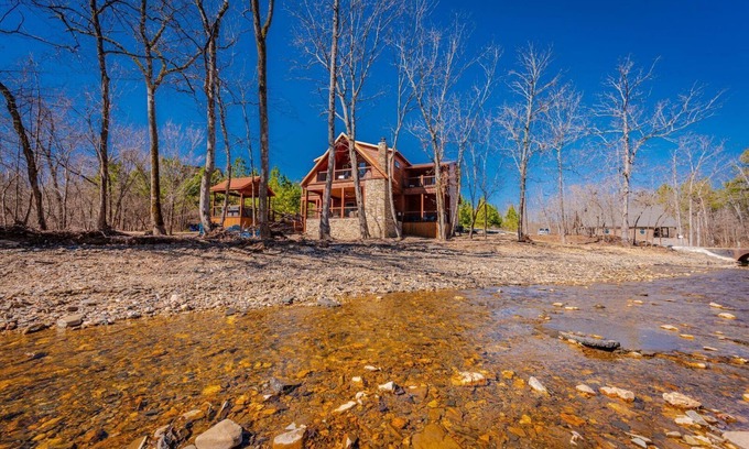 Broken Bow Cabin | Three Rivers Lodge - High Luxe 5 Bedroom Creek Front Cabin Minutes away from are