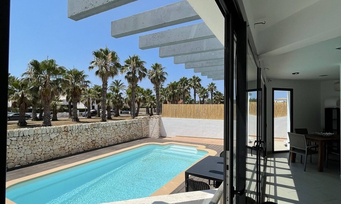 Son Blanc Ski Chalet | Three-story villa with private pool